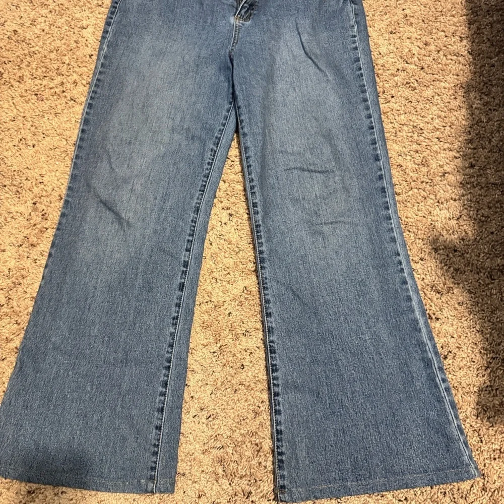 Chadwick Jean-Women's Blue Jeans